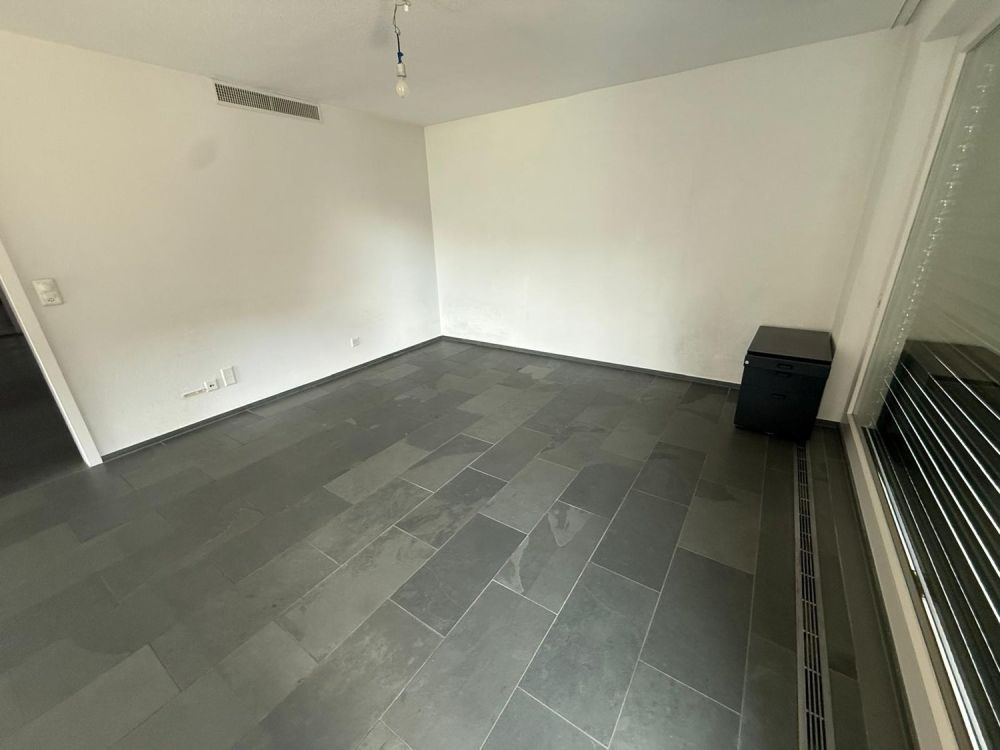 5.5-Zimmer-Wohnung (befristet) zu vermieten - Schlafzimmer