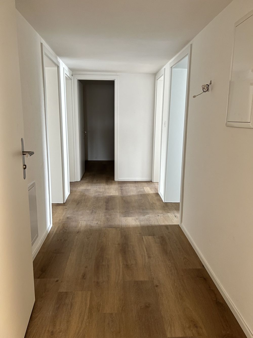 Erster Mietzins geschenkt: Neu sanierte 3.5-Zimmerwohnung zu vermieten - Bild 11