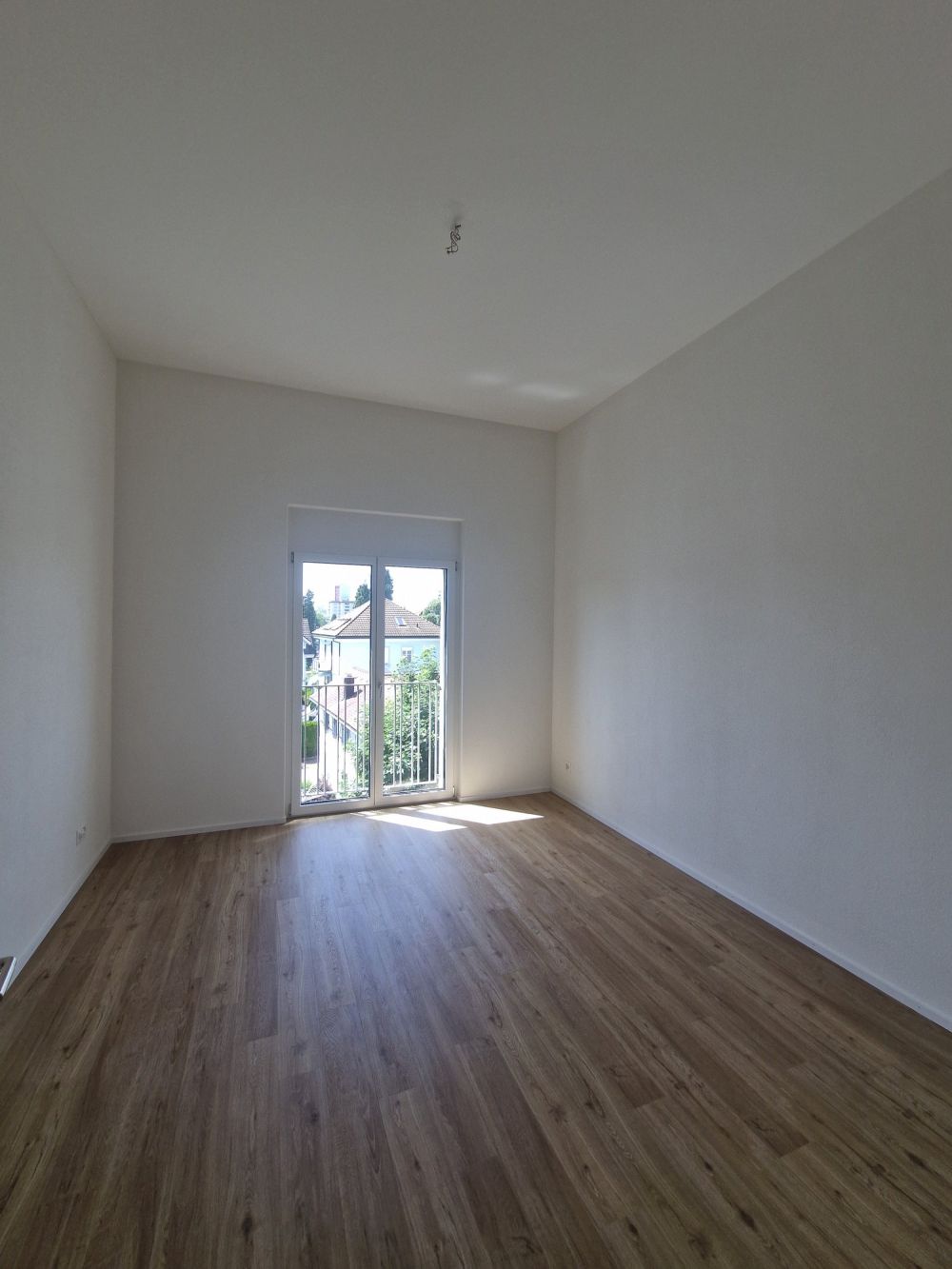 Moderne 4.5-Zimmer-Dachwohnung mit Balkon in Wil - Bild 10