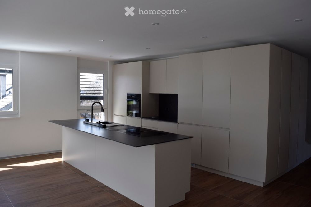 Moderne 4.5-Zimmer-Neubau-Wohnung mit Balkon in Courtaman - Bild 1
