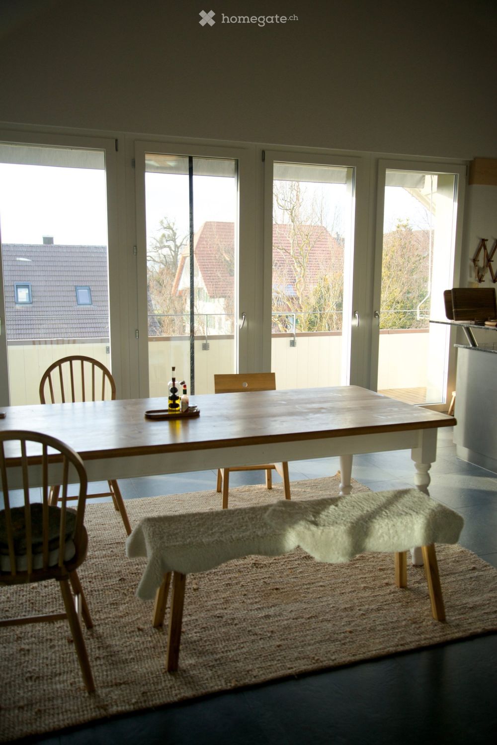 Moderne 5-Zimmer-Wohnung mit Weitsicht in Mühleberg - Bild 4