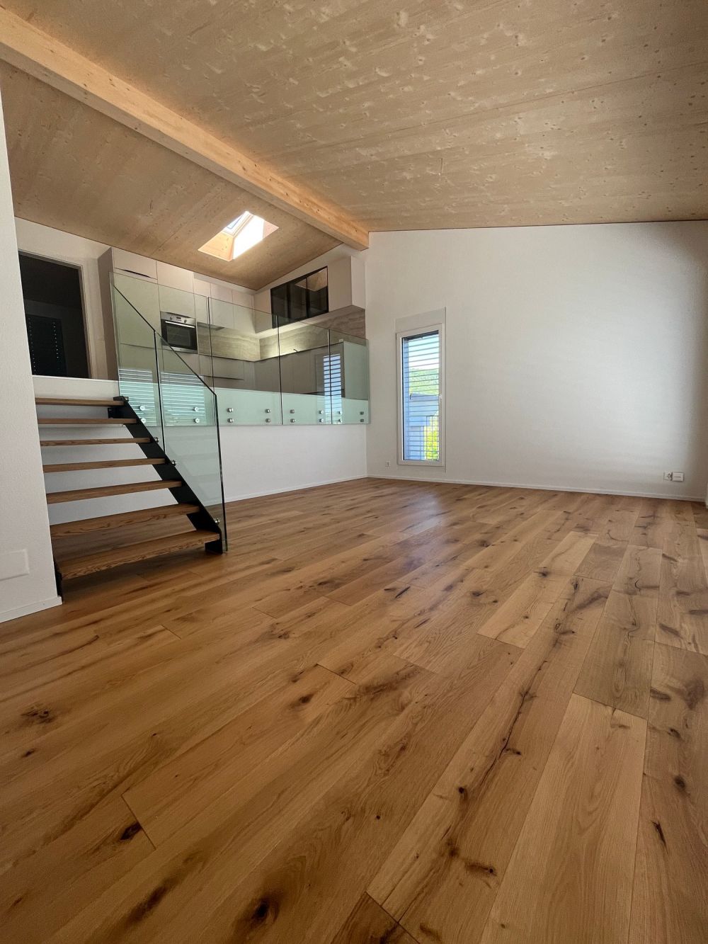 Erstbezug – Exklusive 3.5-Zimmer-Dachwohnung mit grosser Terrasse - IMG_5038