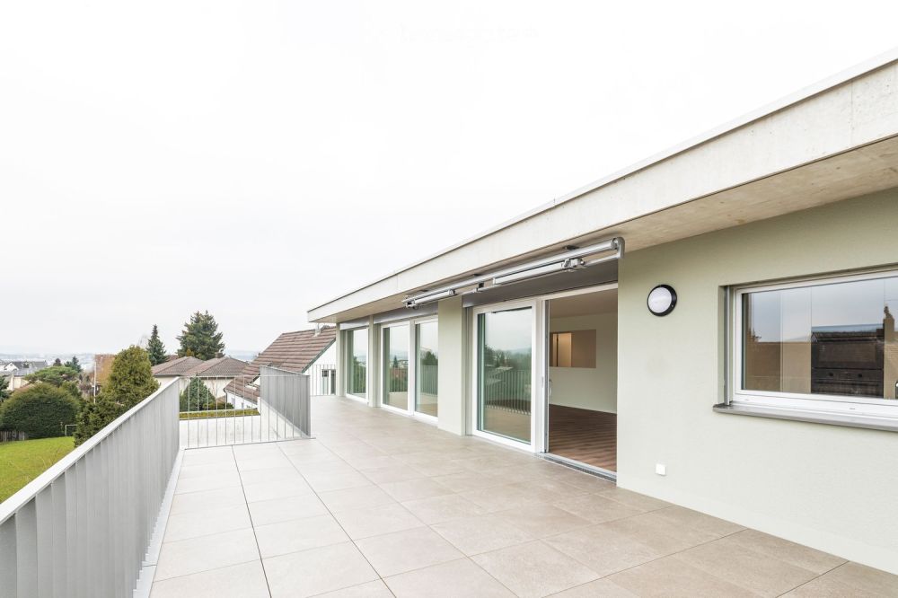 Moderne 4.5-Zimmer-Neubauwohnung mit Balkon in Wallisellen - Bild 1