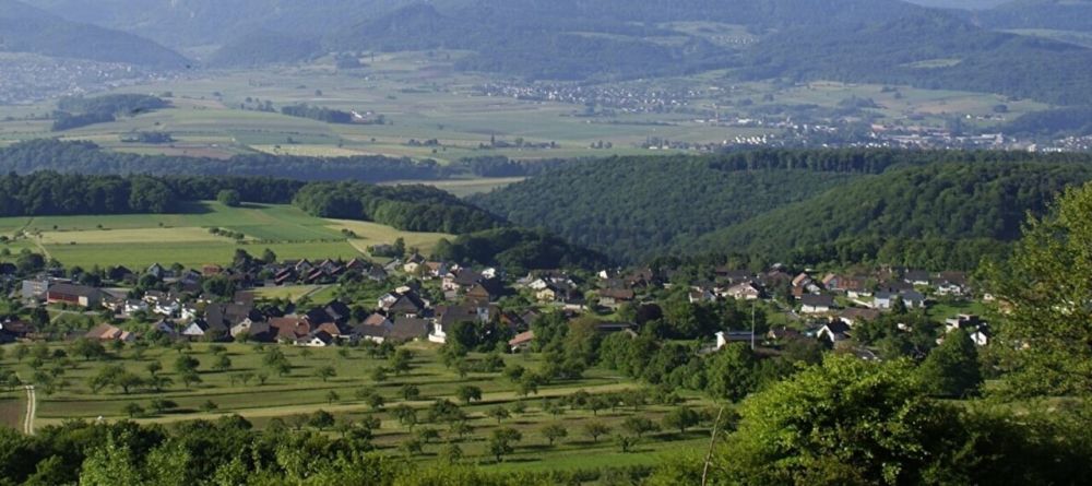 Erstvermietung: Komfortable 3.5-Zimmerwohnung mit Gartenbereich - Bild 1