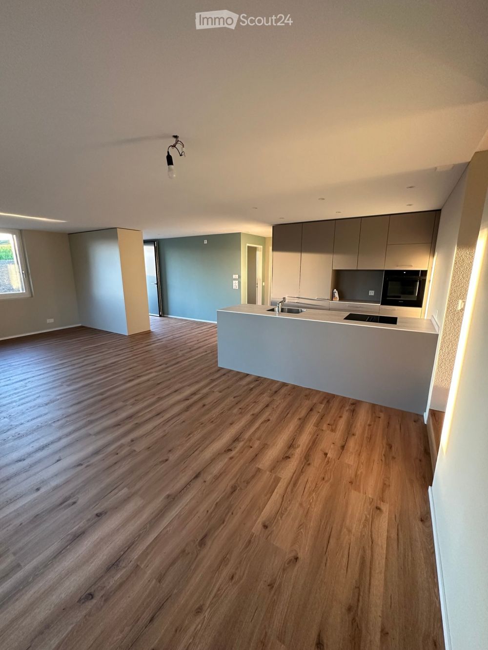 Wohnen wie im eigenen Haus – Erstbezug in einzigartiger Naturlage mit Seesicht in Eich - Bild 8