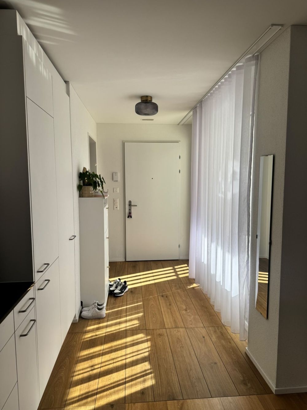 Helle 3½-Zimmer-Wohnung im Erdgeschoss mit grosser Terrasse in Dielsdorf - Eingang