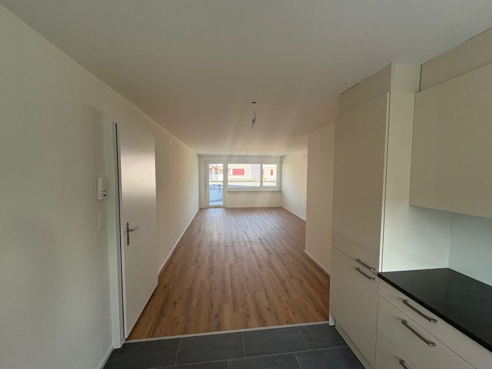 Erstvermietung von mehreren totalsanierten 3.5-Zimmer-Wohnungen an zentraler Lage in Dietikon - Bild 2
