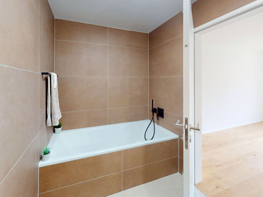 Moderne 3½-Zimmer-Wohnung C5 - 1. Monat mietzinsfrei - Badezimmer