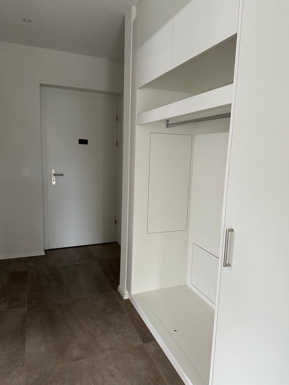 Moderne 4-Zimmer-Neubauwohnung mit Balkon und schöner Aussicht in Uetendorf - Bild 12