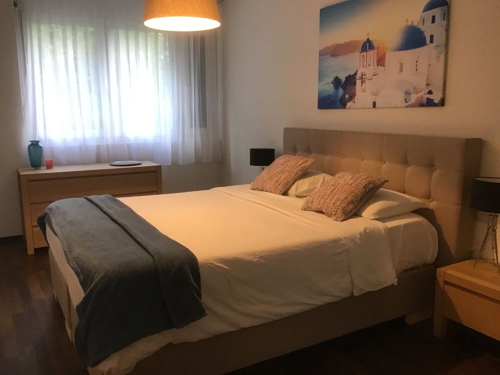 Appartement meublé 4.5p à 3 minutes du lac - Bild 7