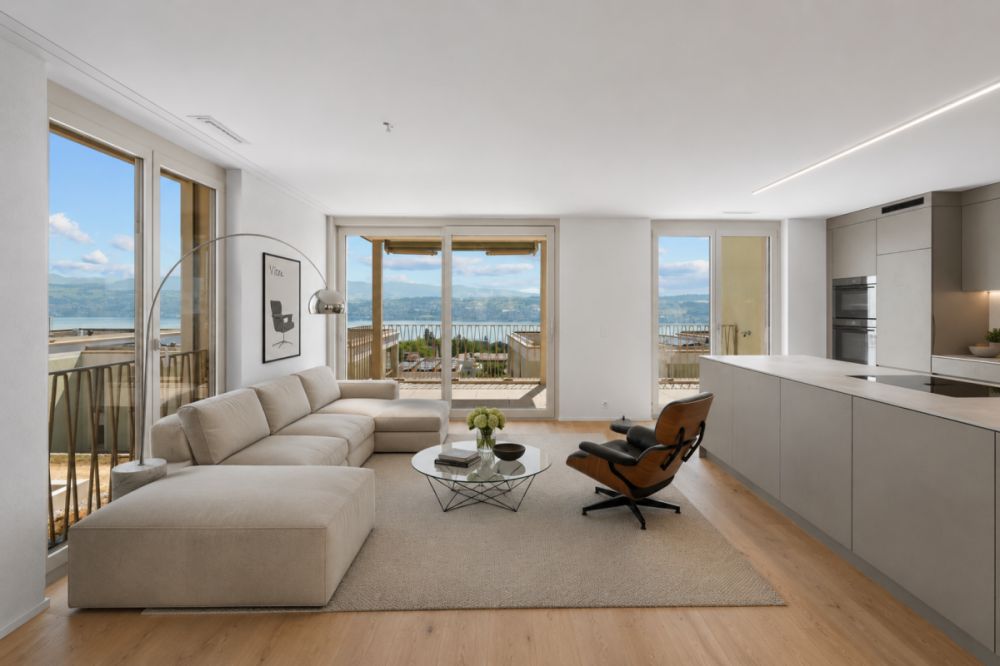TILIA NEUBAU | Wohnen mit 180° Seesicht - 3.5-Zimmer mit 111 m2 NWF - Bezugsbereit ab Mitte Oktober 2026 - KI-Möblierung