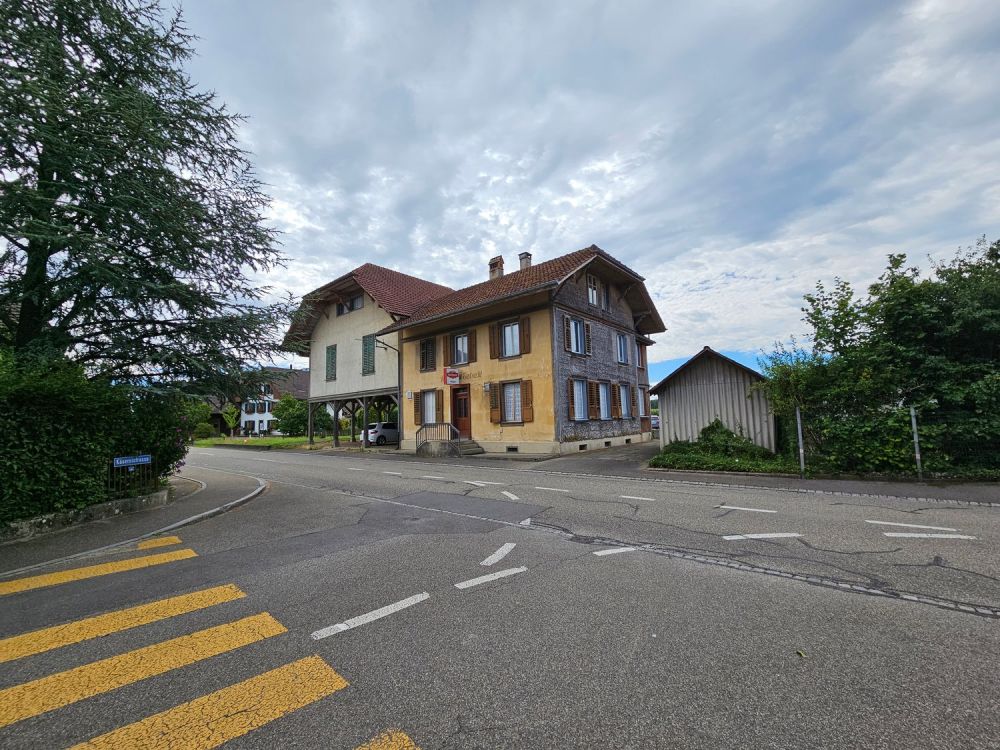 Aus alt wird neu - topmoderne 2.5-Zimmerwohnung zu vermieten - Bild 9