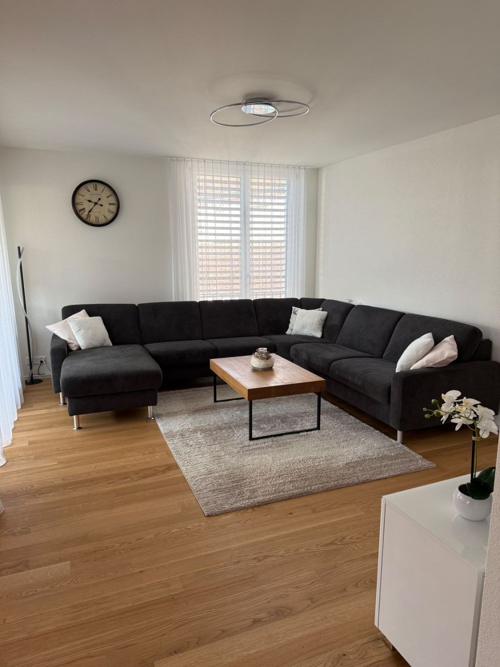 Moderne 4.5 Zimmer-Neubauwohnung - Bild 3