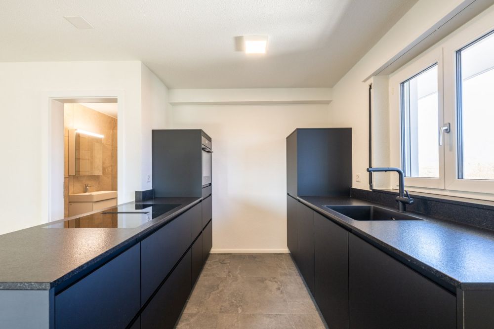 Erstbezug nach Totalsanierung! 2.5-Zimmerwohnung mit Traumküche sucht neuen Mieter - Bild 2