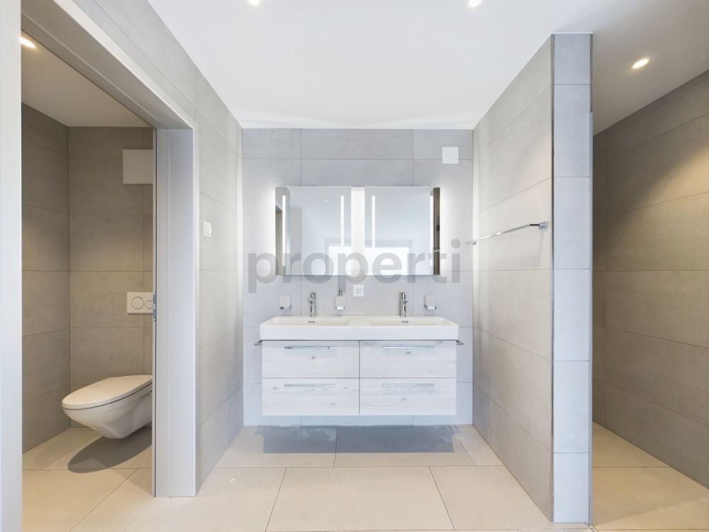 Exklusive Terrassenwohnung mit Panoramablick in Füllinsdorf - Image 4