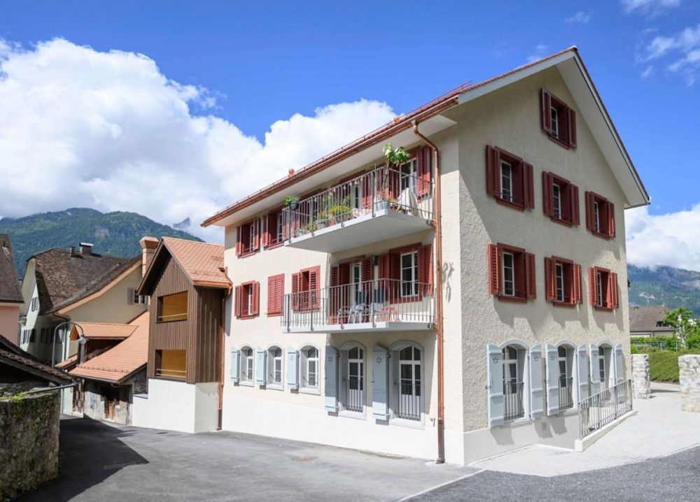 Moderne 3.5-Zimmerwohnung mit Bergblick in Altdorf - Bild 1