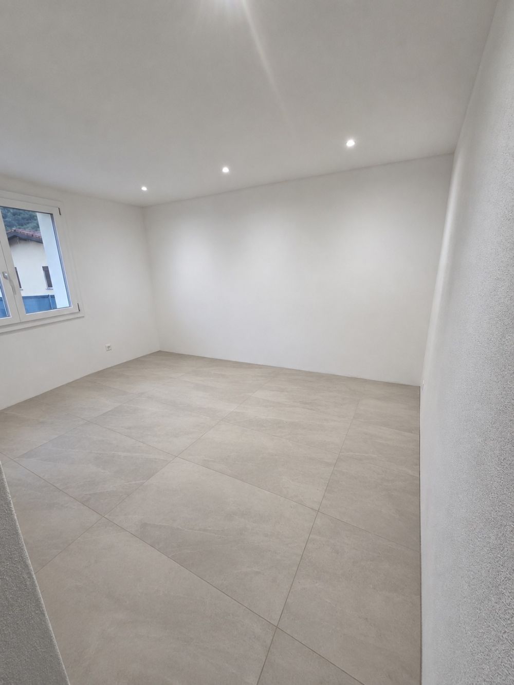 NEUBAU: 3,5 ZIMMER MIT PARKPLATZ, OHNE WOHNUNGSGENOSSENSCHAFTSKOSTEN - Bild 7