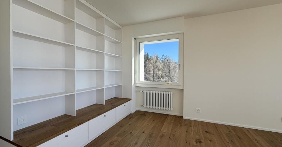 Location à l'année d'un duplex de luxe à Crans-Montana – Dernier étage, vue montagnes & pistes de ski - Duplex 4.5 pièces - image - 10