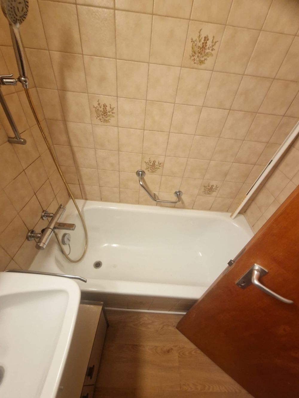 Erstvermietung nach Renovation! - Bild 4