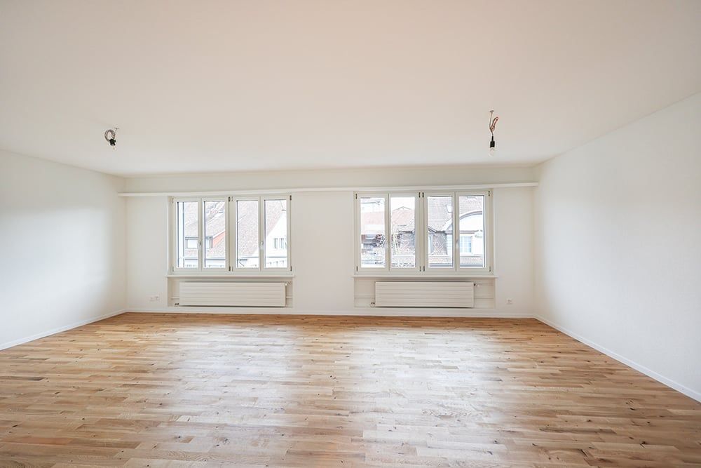 Attraktive, kernsanierte Wohnung inmitten von Wohlen - Wohlen, Zentralstrasse 4 - Wohnzimmer 1
