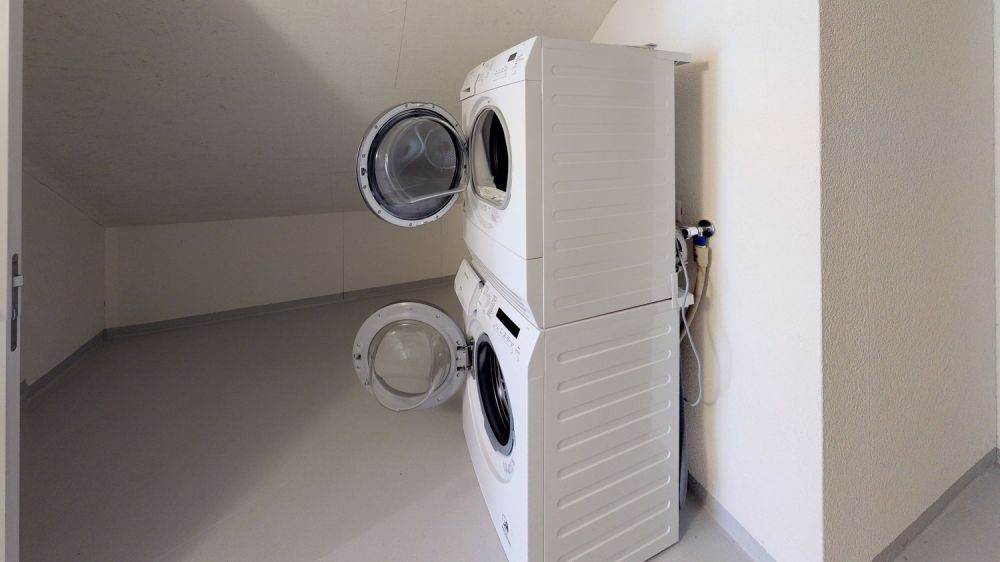 Traumhafte Dachwohnung sucht Sie! - Zimmer