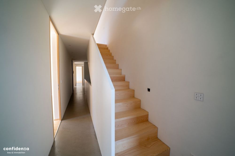 Exklusives Neubau-EFH mit Panorama in Scuol – Erstwohnsitz in Top-Hanglage - Bild 10