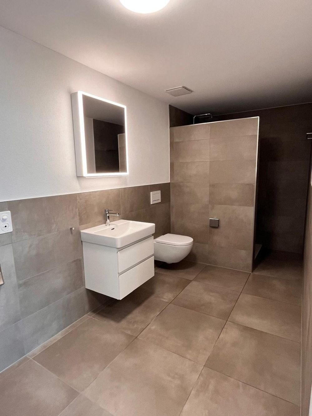 Erstvermietung im Herzen von Lyss - Bad