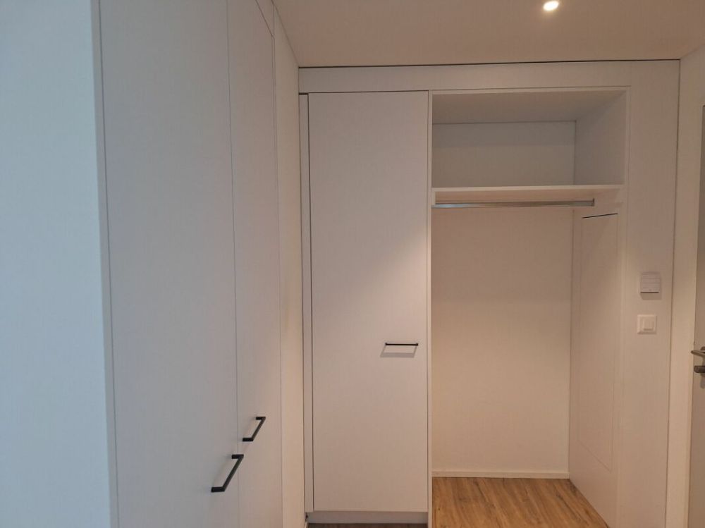 Stilvolle 2.5-Zimmerwohnung mit Blick ins Grüne - Bild 9