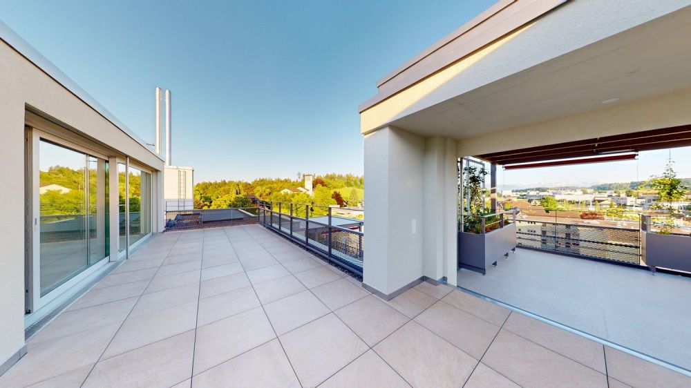 2.5-Zimmer-Penthouse im 6. OG mit grosser Terrasse und Weitsicht - Bild 1
