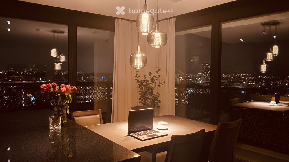 Modern 2.5-Room Apartment with unblocked panorama Views - Bild 12