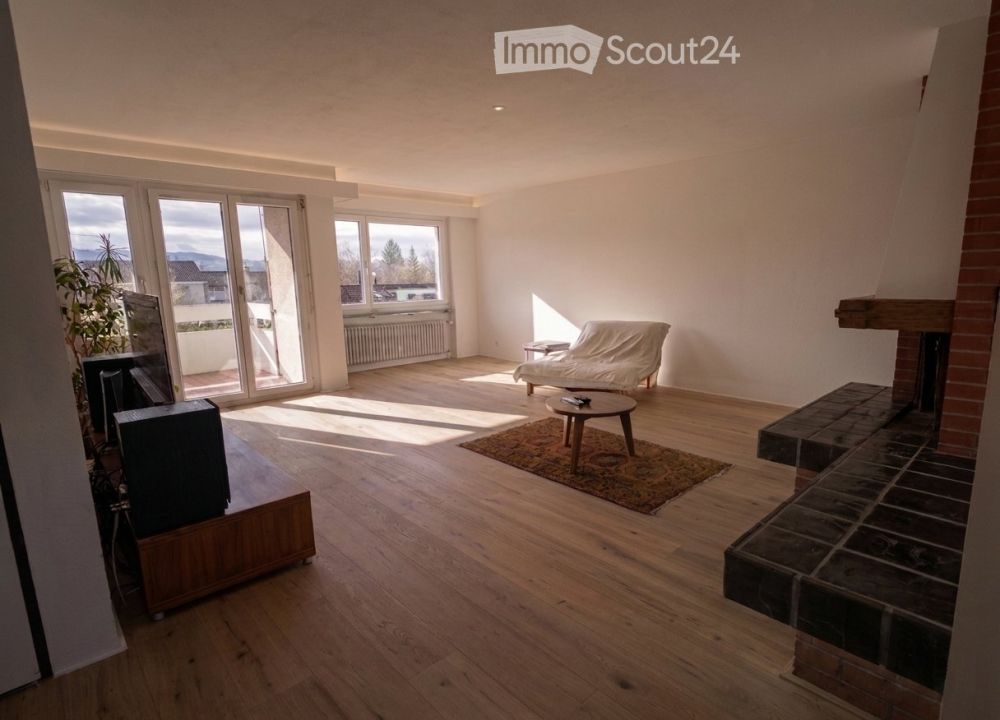 Grosse 3.5 Z Wohnung im Modernen Stihl mit Garage, PP uvm.. - Bild 2