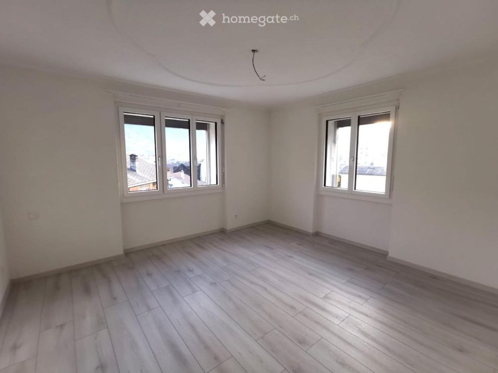 Zu vermieten: Schöne 4 1/2 Zimmerwohnung in 3-Familienhaus - Bild 3