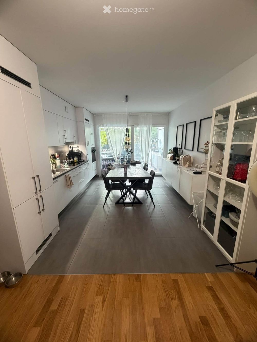 bel appartement de 2,5 pièces d"environ 64m², situé au rez-de-chaussée - Bild 4