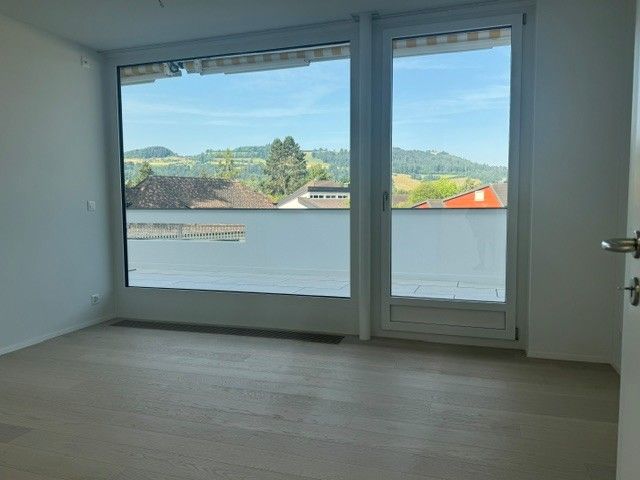 Erstbezug in schön sanierte 4 ½ Zimmer Wohnung in 3-Parteienhaus - Bild 11