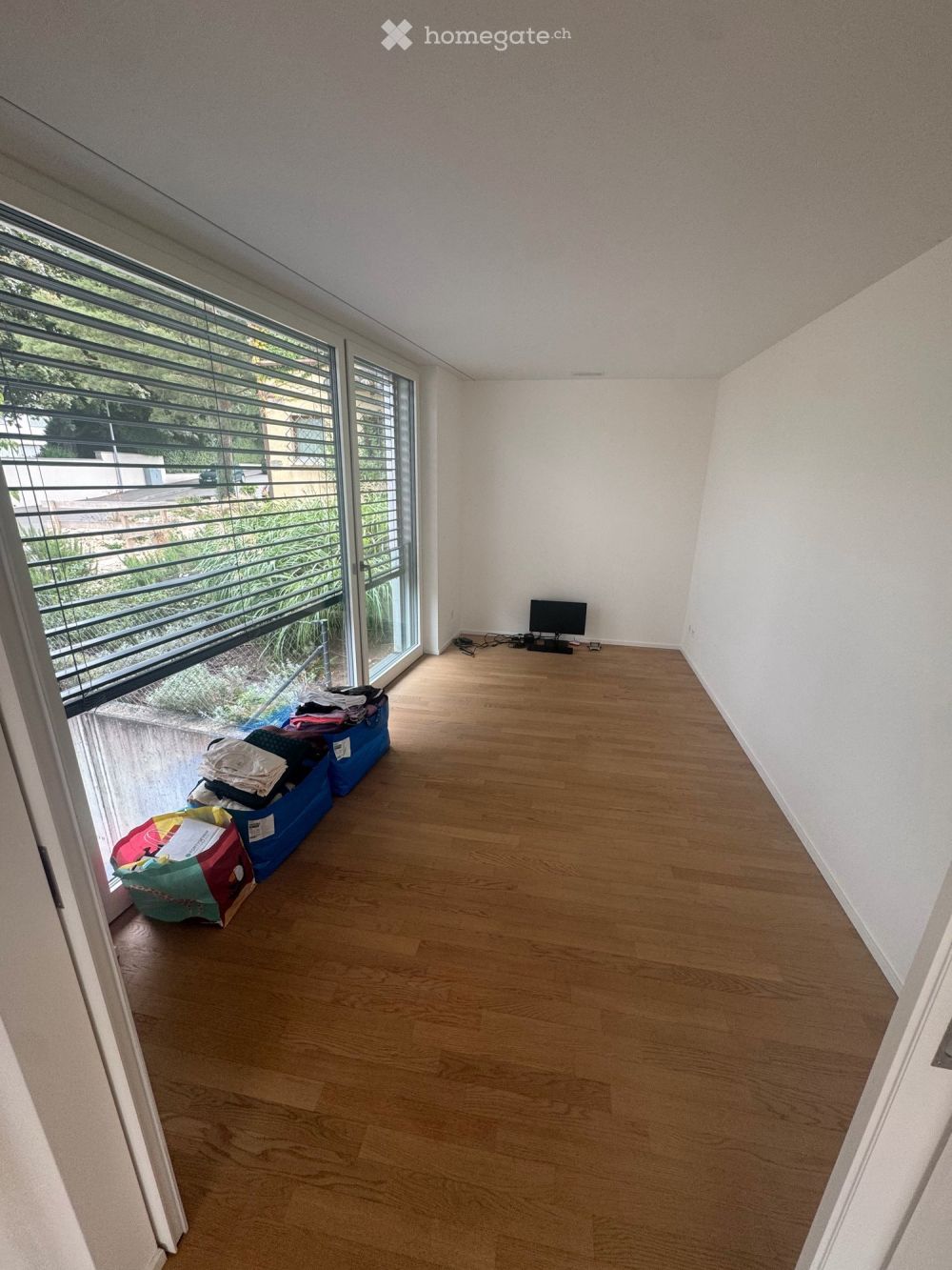 Moderne Wohnung mit Garten und Einstellplatz auf dem Bruderholz - Bild 3