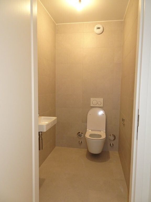 Très beau 4 pièces dans immeuble presque neuf (/!\ conditions HM) - Bild 12