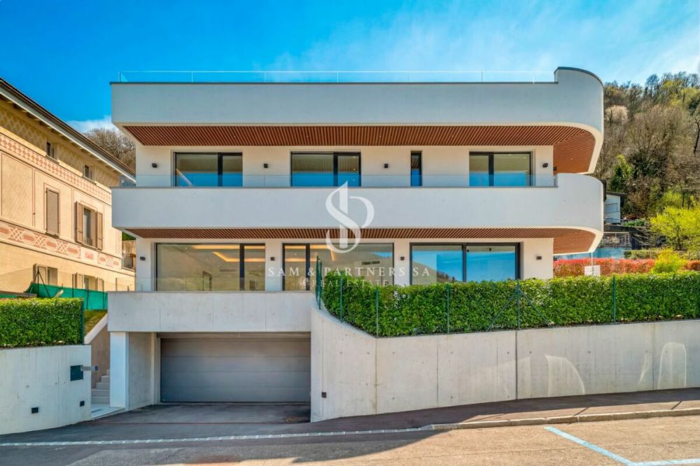 Nuova villa con vista lago - Bild 1
