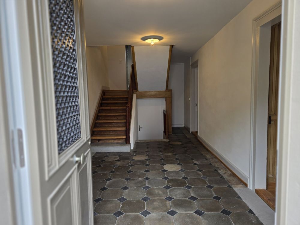 Charmantes 5.5-Zimmer-Reihenhaus an ruhiger - aber zentraler Lage in Ennenda - Bild 10