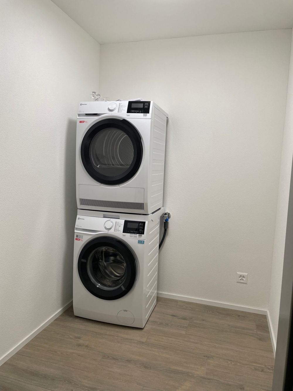 Neubau - Erstbezug in topmoderne, lichtdurchflutete Wohnung - Bild 13