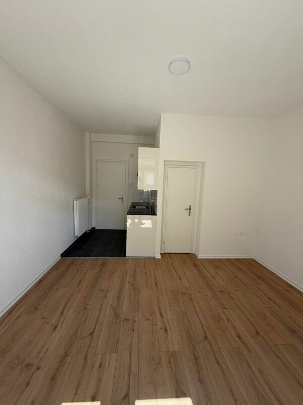 Erstbezug -  frisch sanierte 1 Zimmer-Wohnung jetzt zu vermieten! - Bild 3