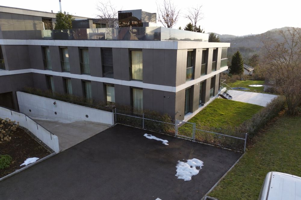 Hochwertige 4.5-Zimmer-Erdgeschosswohnung mit grossem Garten & Säntisblick - Bild 3