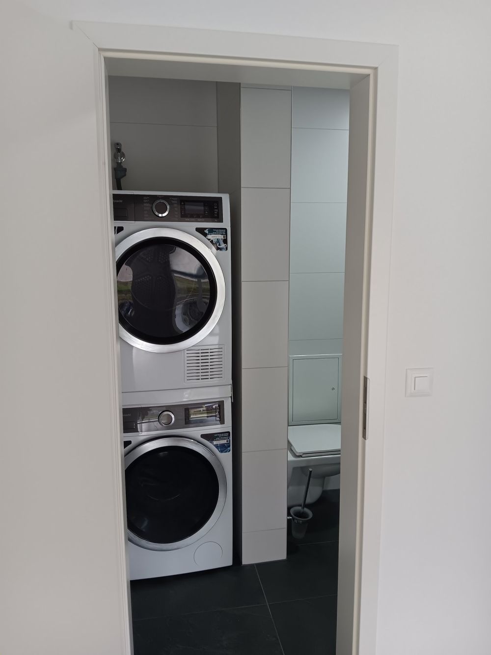 Grosszügige, moderne 3.5 Zimmer-Gartenwohnung im ländlichen Büsserach, nahe Basel. - Bild 9