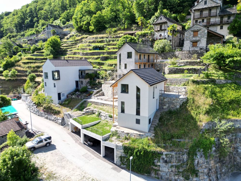 Casa unifamiliare con terreno e posti auto coperti - Bild 4