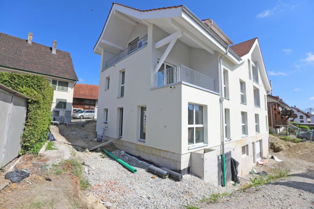 Neubau 3.5-Zimmerwohnung mit sonnigem Sitzplatz! - Bild 8