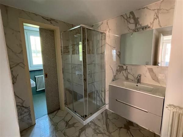 Vira: Appartamento 3.5 locali - Bagno