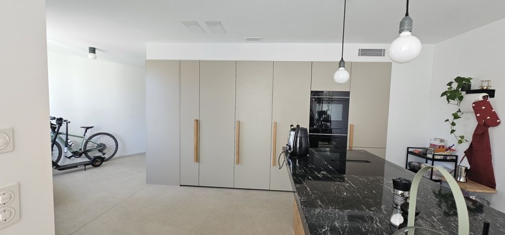 Modern apartment with Island Kitchen - Bild 7