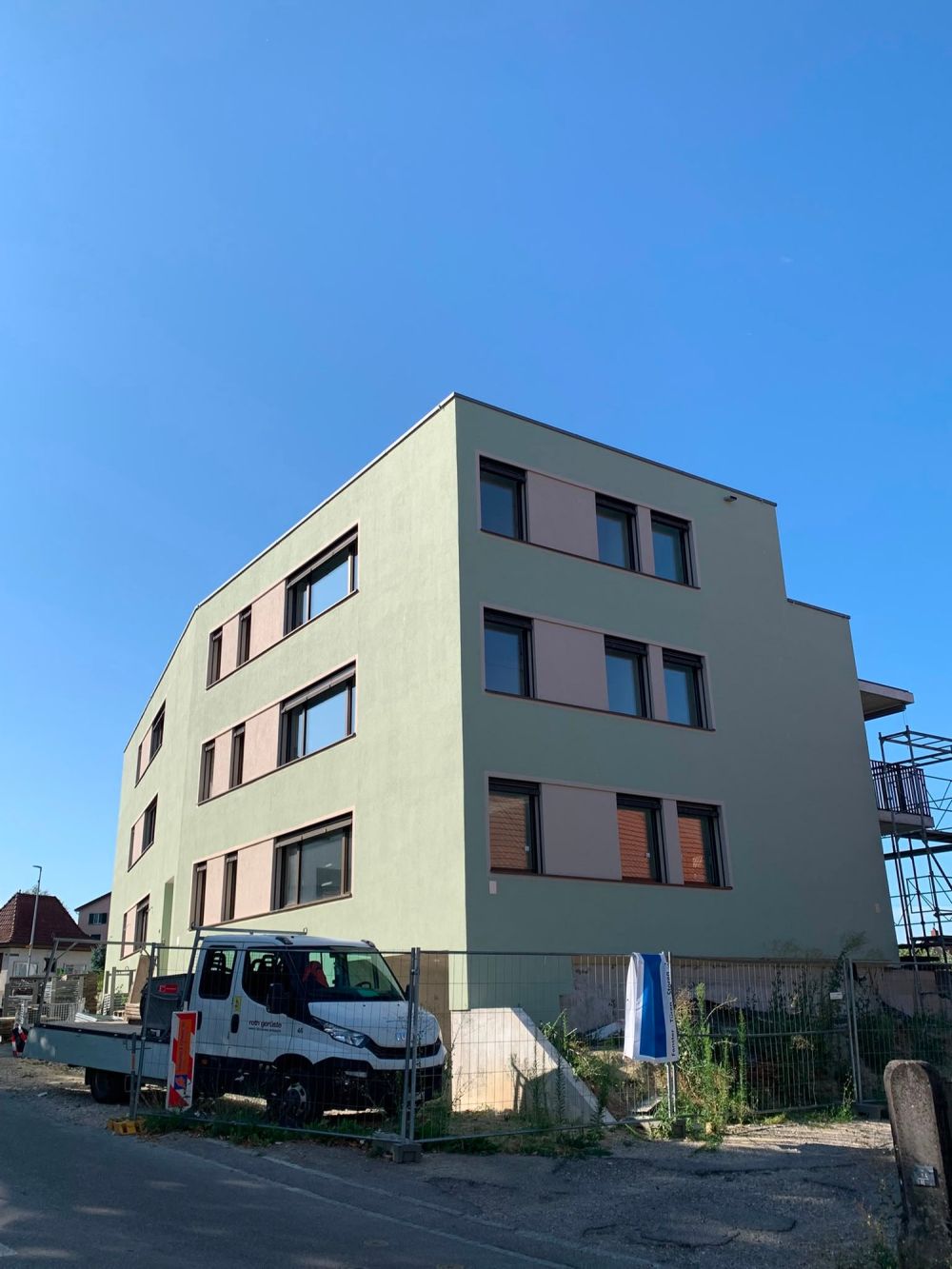 Exklusive 4-Zimmer-Attikawohnung mit Seesicht - Bild 4