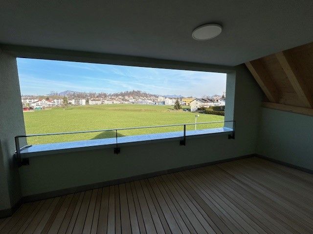 Attraktive 3-Zimmer-Dachwohnung mit Terrasse und Fernsicht - Bild 11