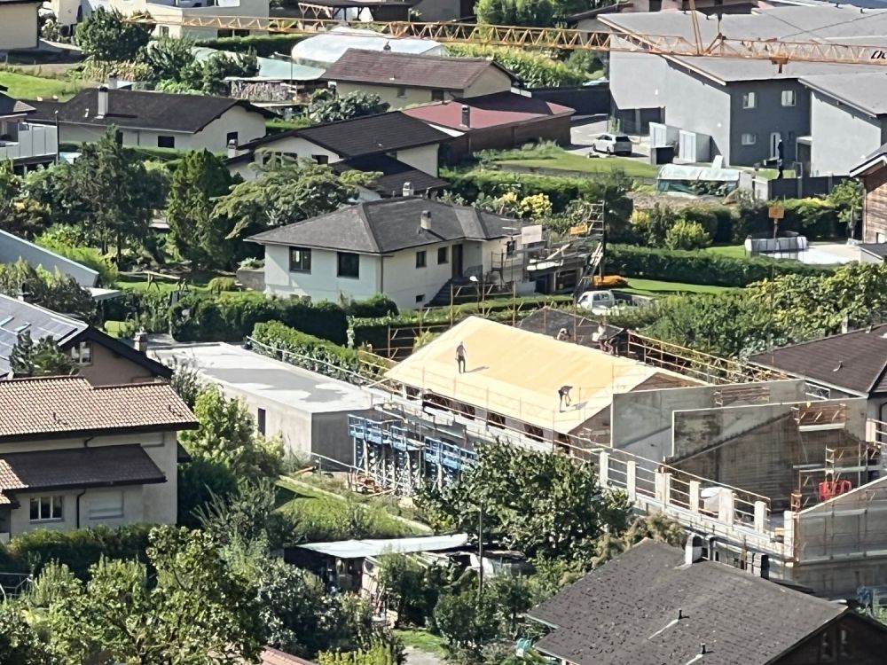 Schönes neues Zweifamilienhaus mit 6 Zimmern in Saillon, im Bau - Bild 2
