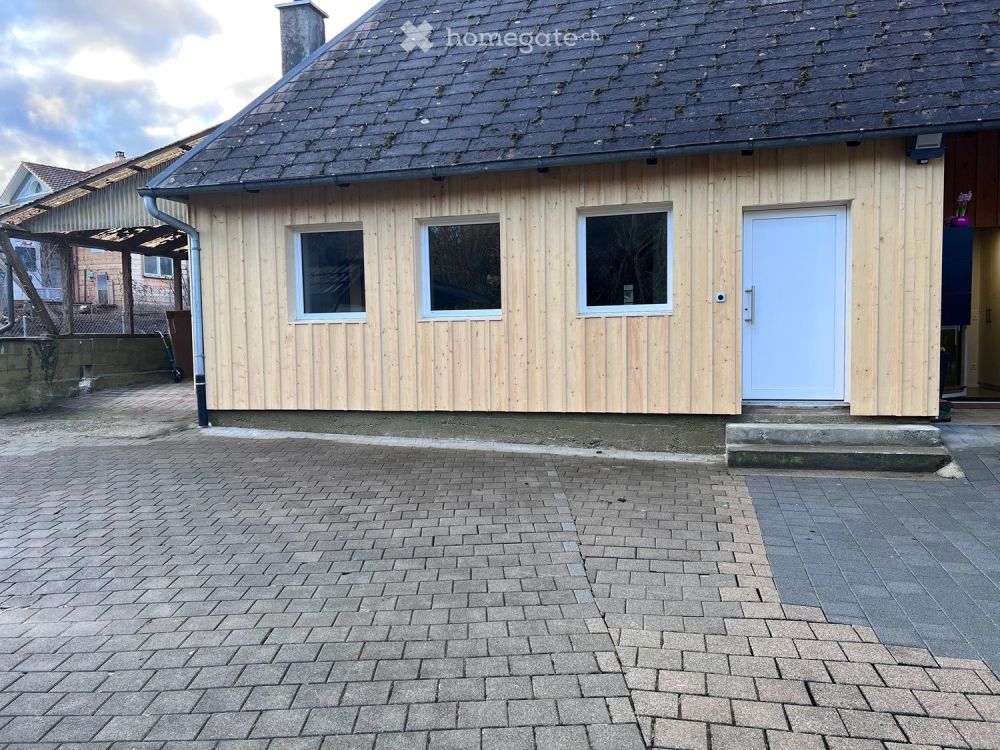 Schöne 2 1/2 Zimmerwohnung (Neubau) zu Vermieten - Bild 1